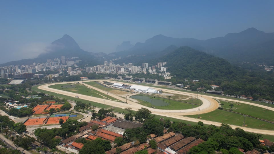 Prévia do vídeo: Escola Jockey Club Brasileiro